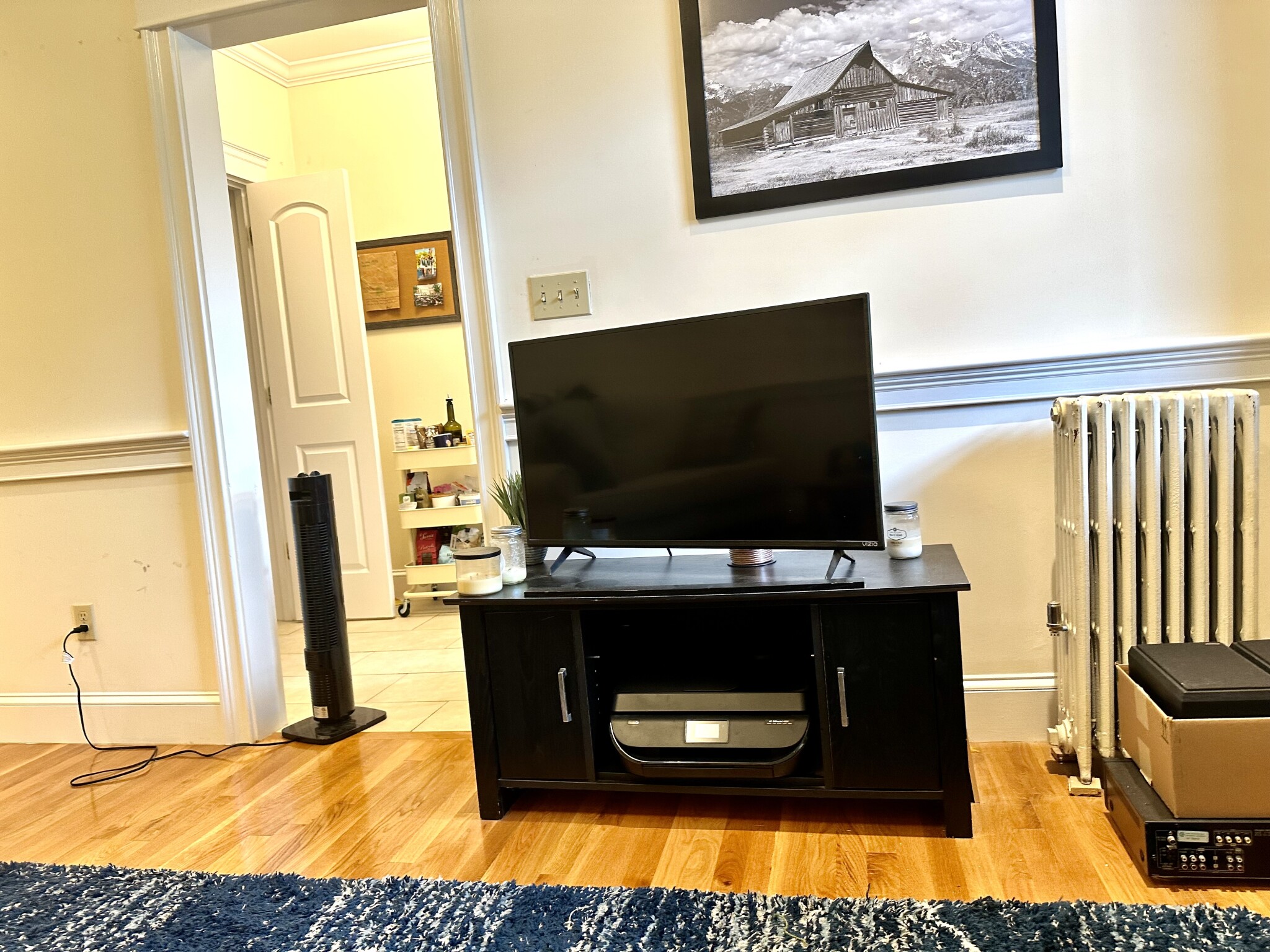 4 bed, 2 bath apartment for rent at 27 Glenville Ave Unit 4, Allston — photo 10 of 23