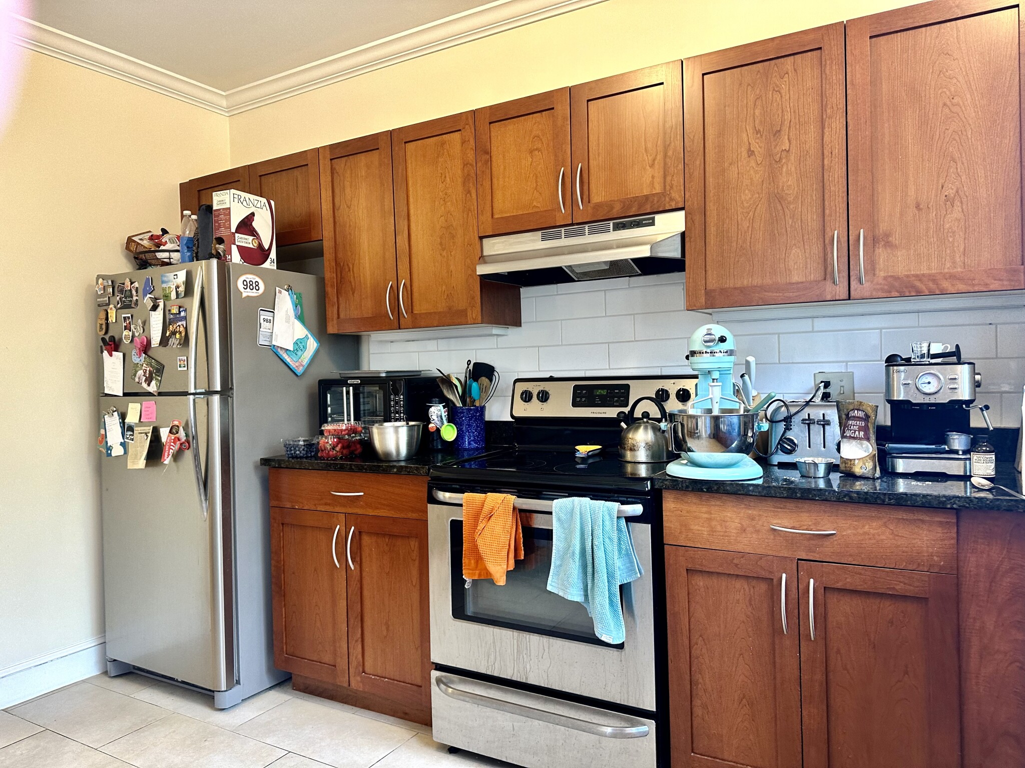 4 bed, 2 bath apartment for rent at 27 Glenville Ave Unit 4, Allston — photo 20 of 23