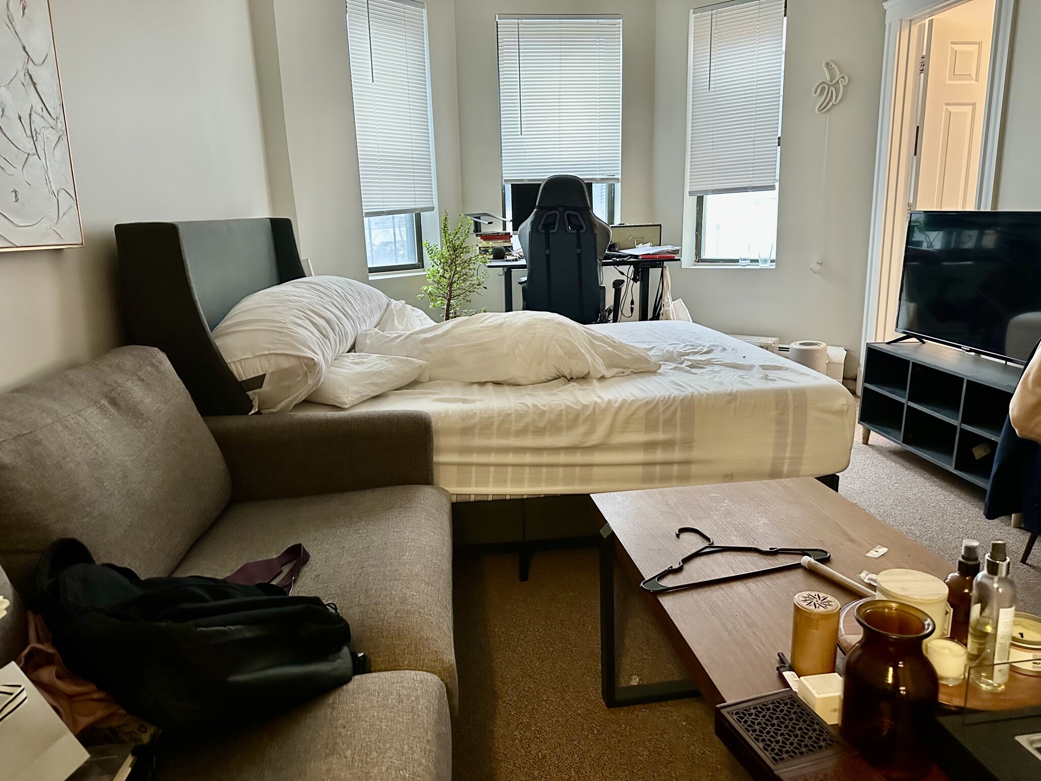 833 Beacon St, Fenway