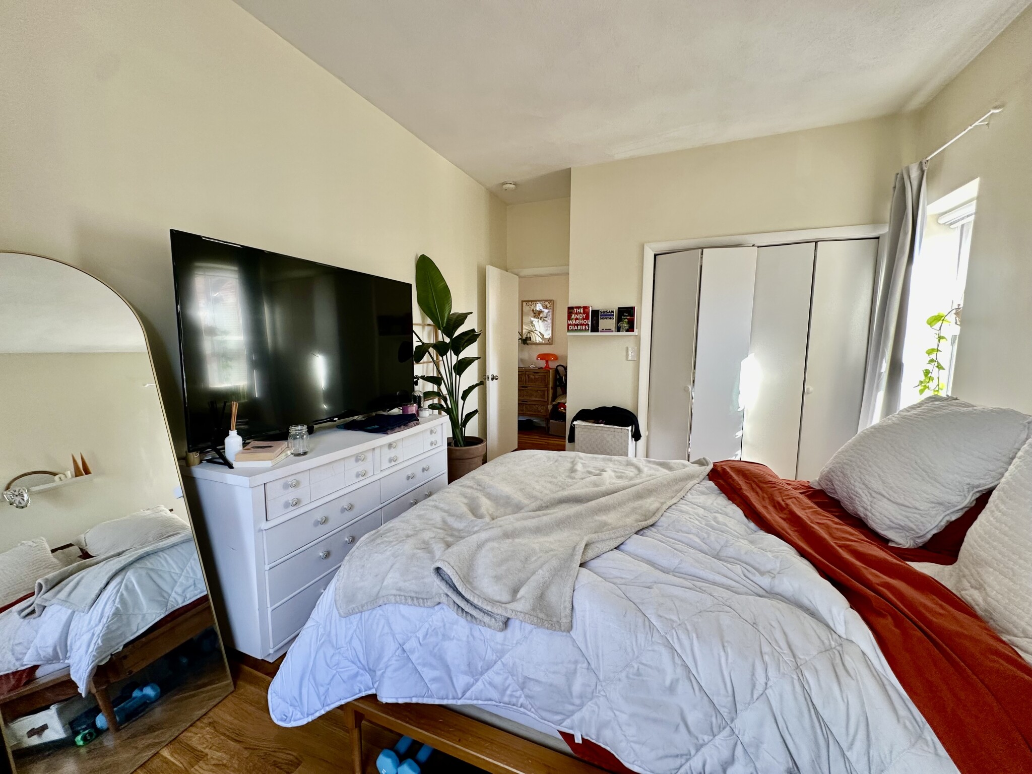 3 Worcester Sq, South End