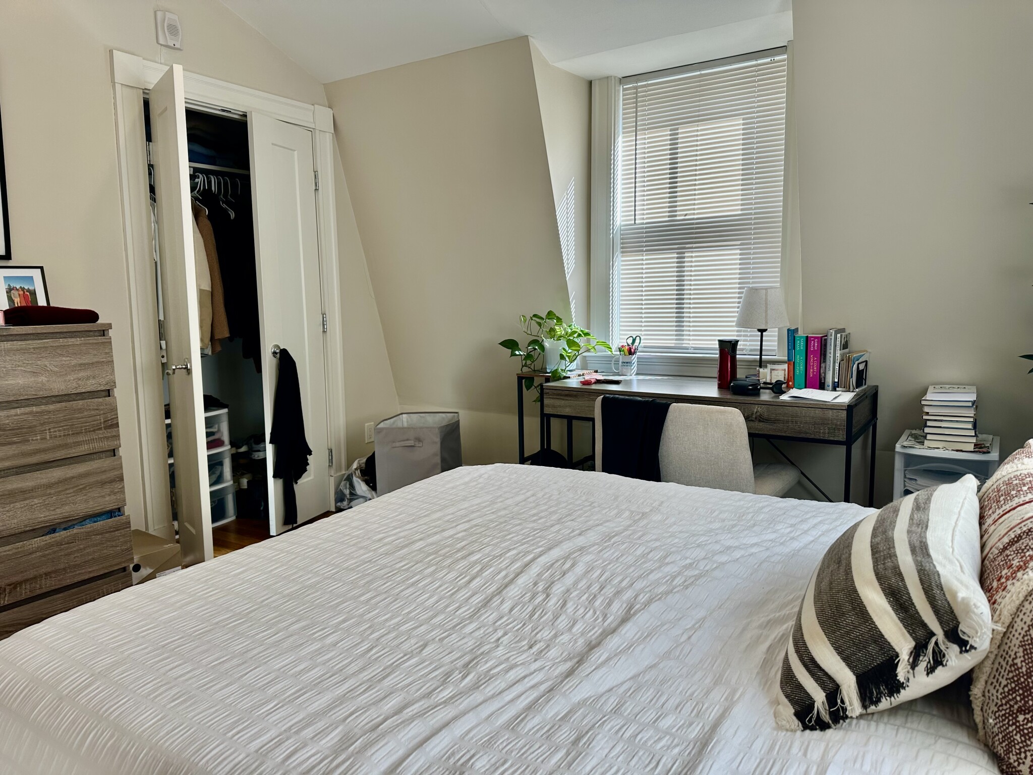 470-472 Green, Central Square