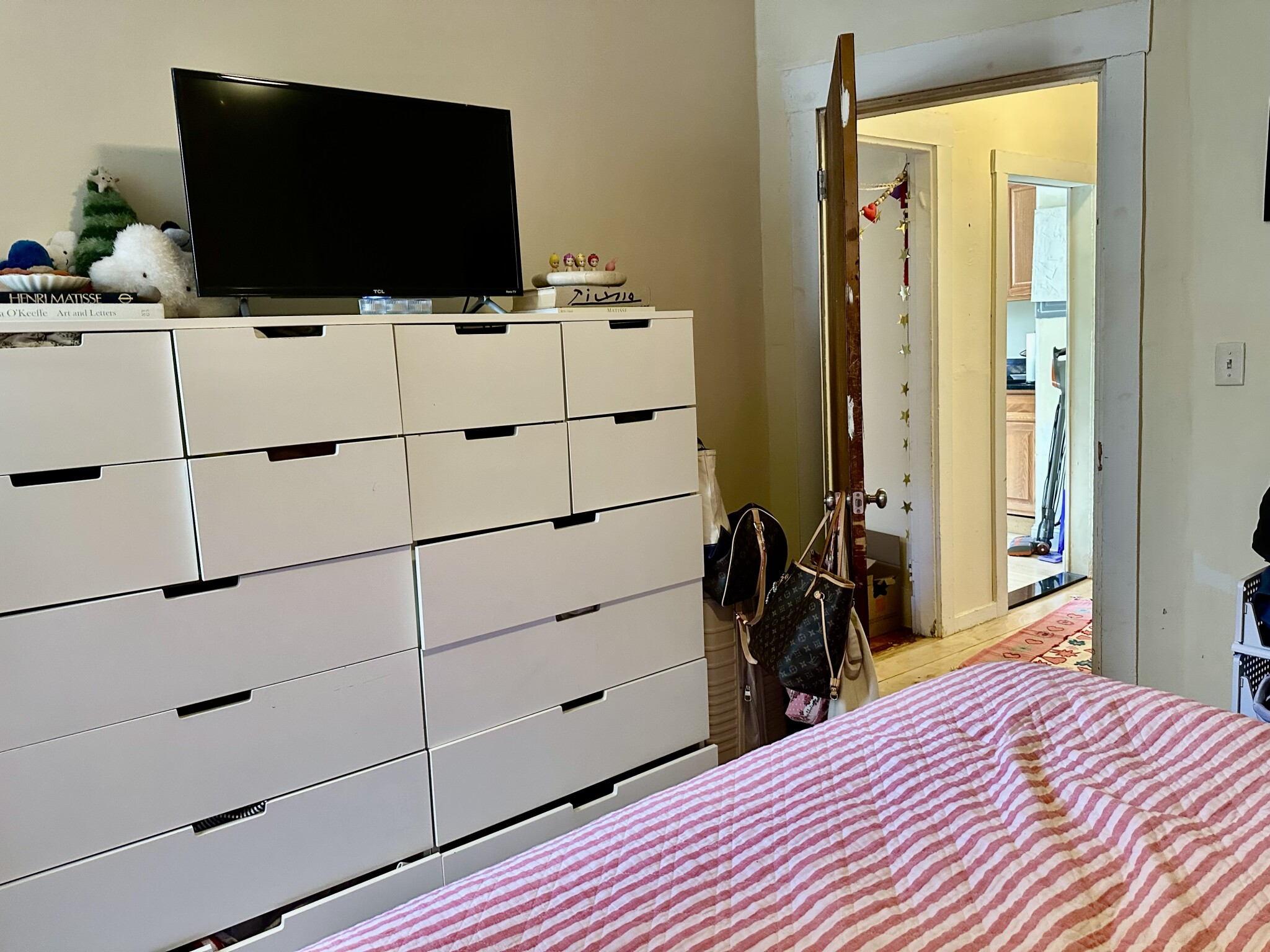 108 Myrtle, Beacon Hill