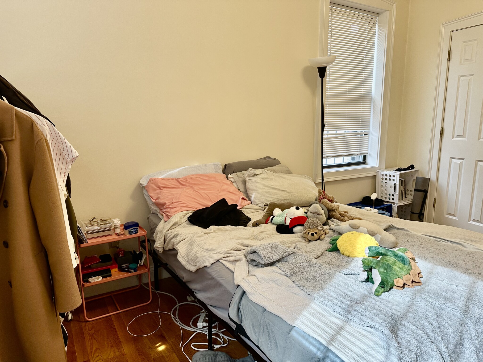 4 Park Vale Ave, Allston