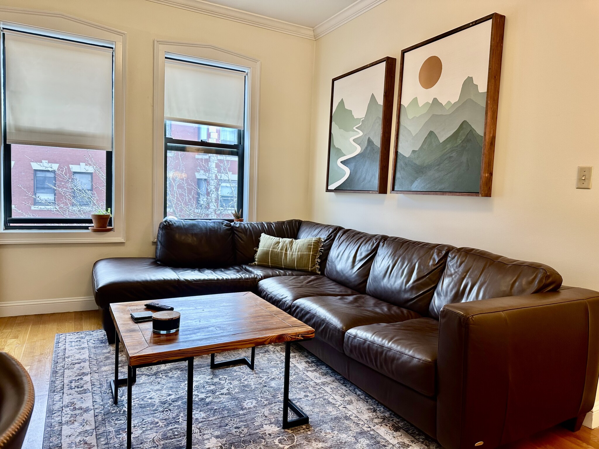 4 Park Vale Ave, Allston