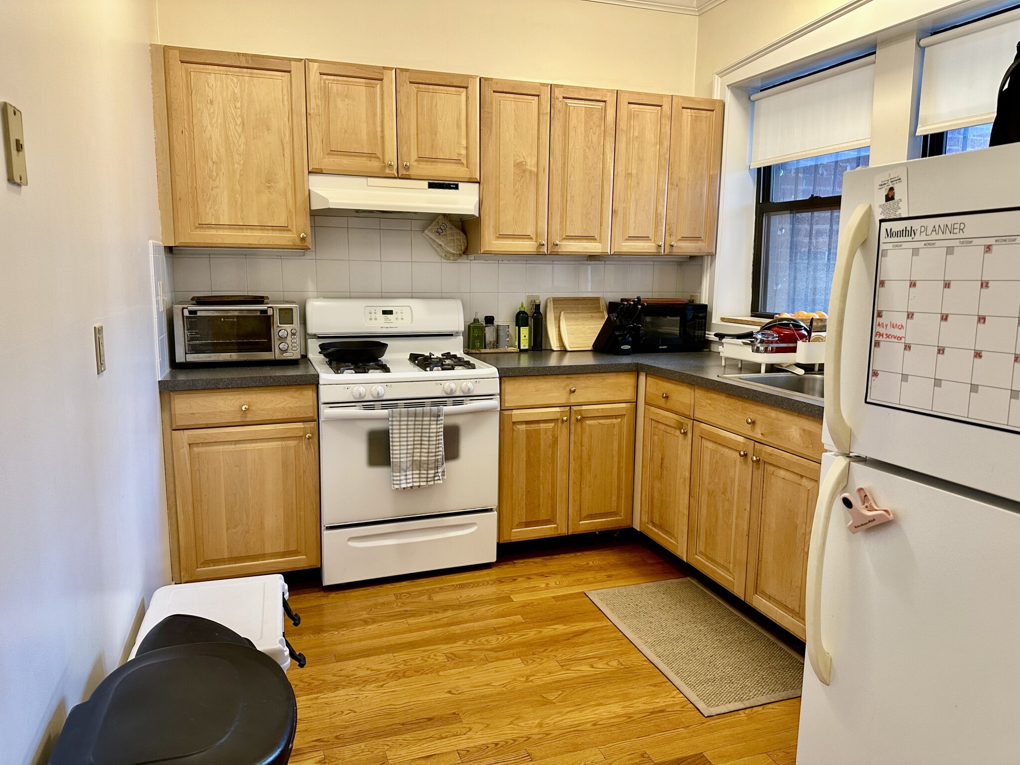 4 Park Vale Ave, Allston