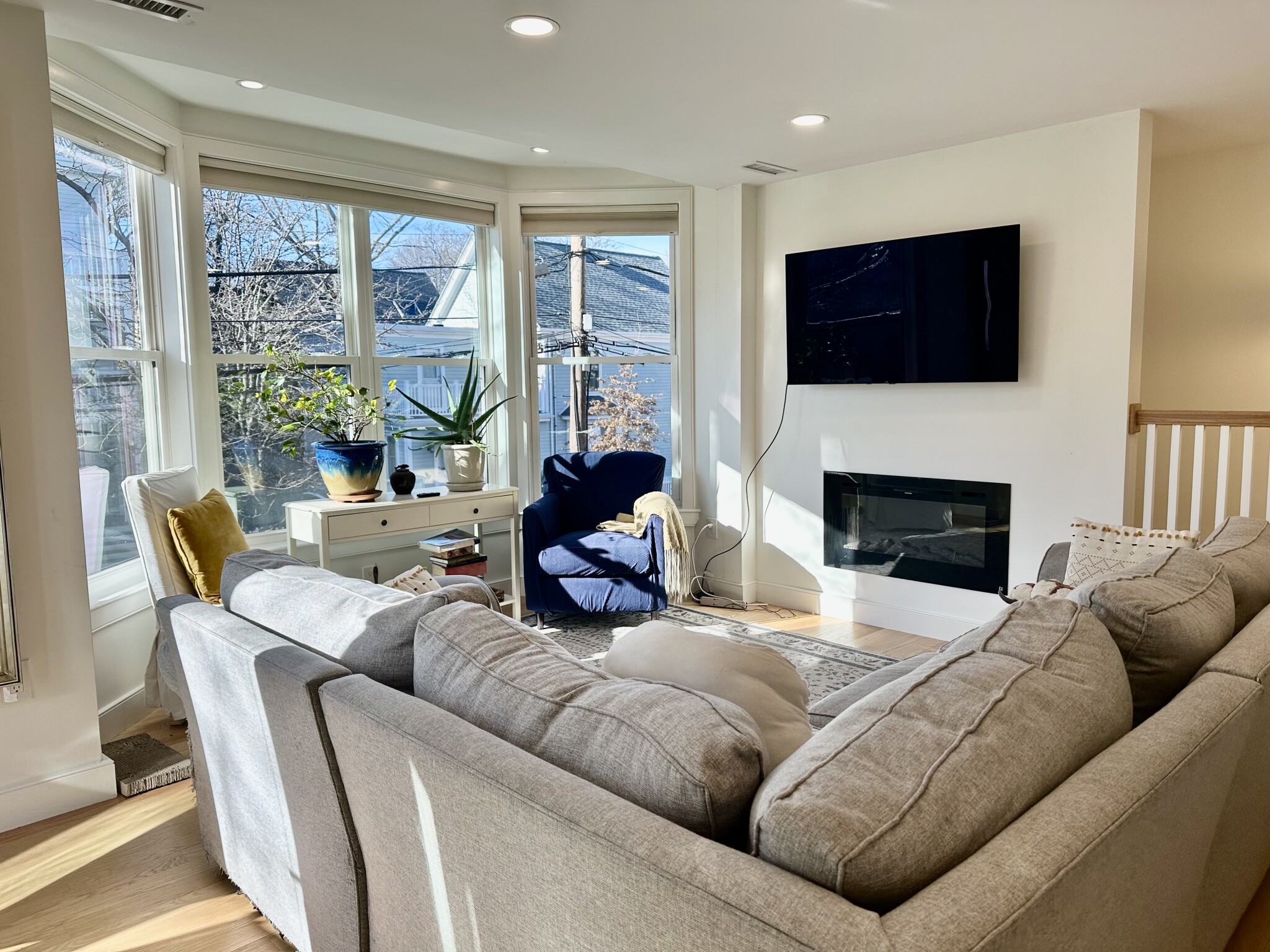 284 Sidney St, Cambridgeport