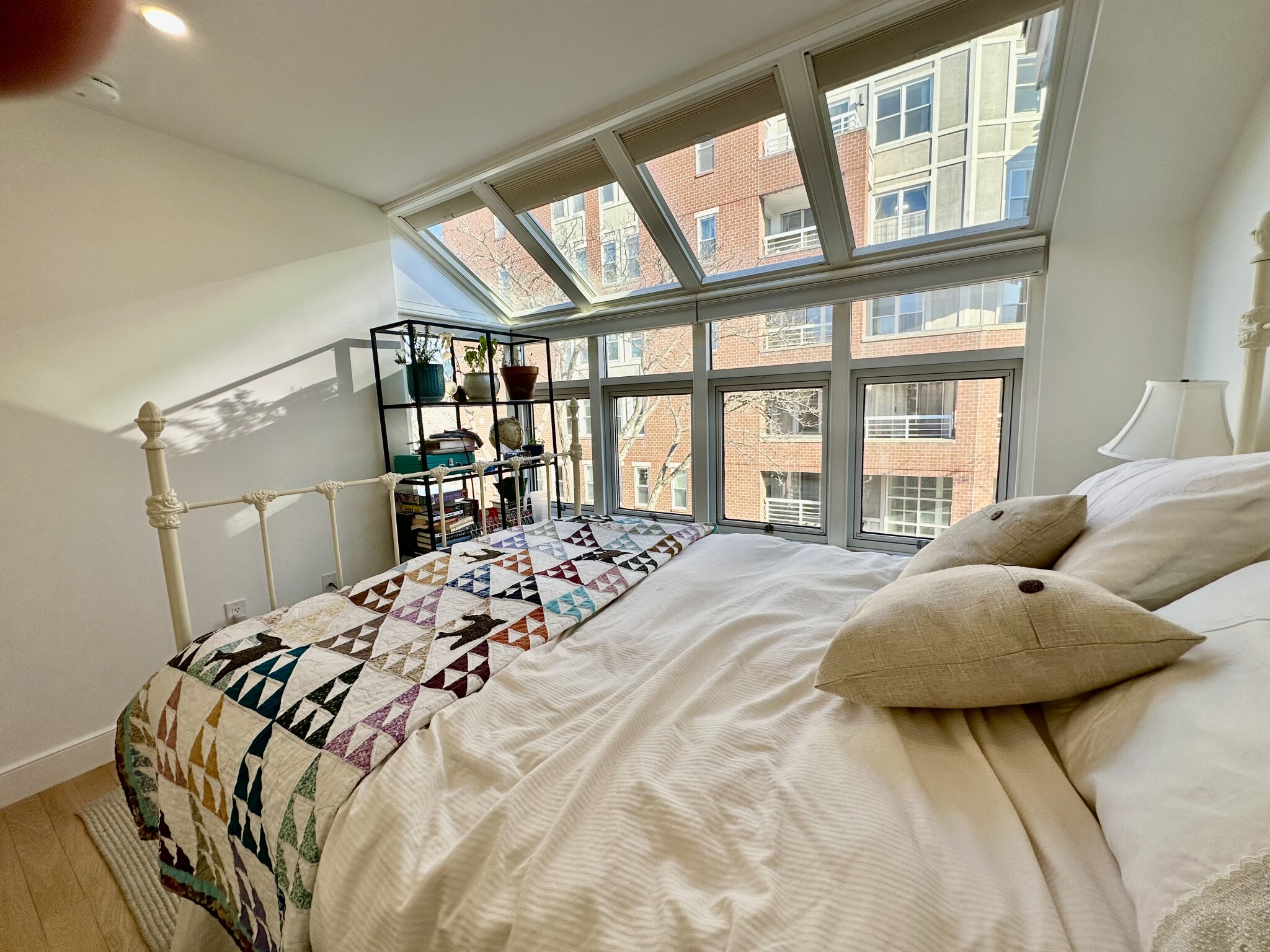 284 Sidney St, Cambridgeport