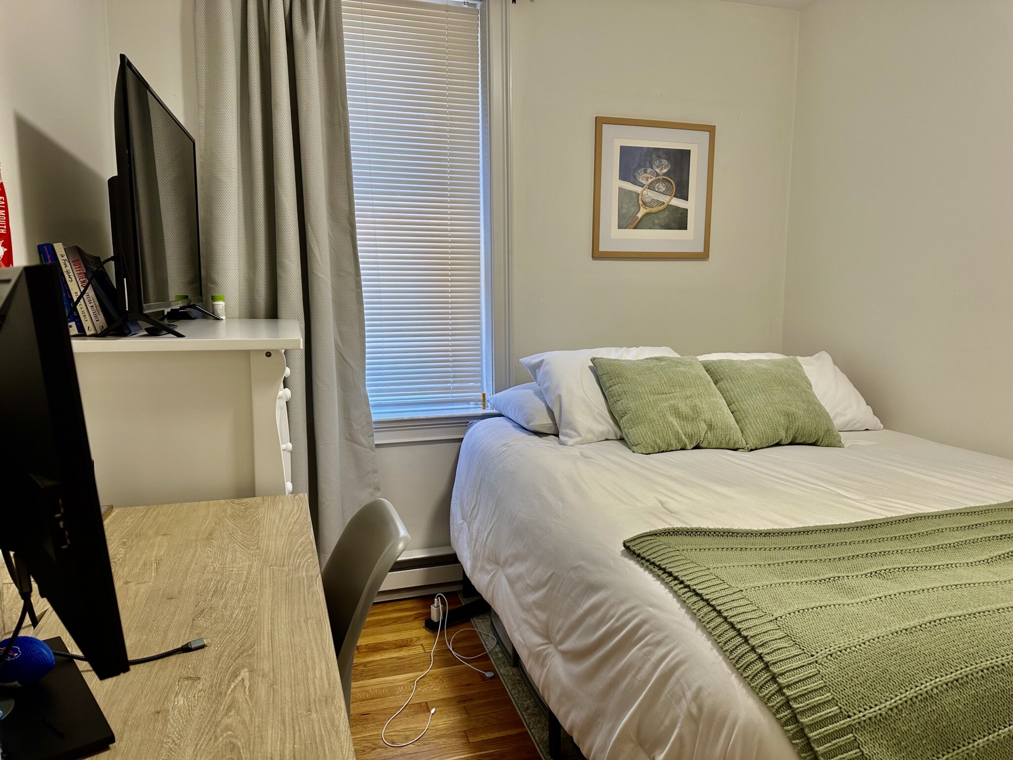 92 W Cedar, Beacon Hill