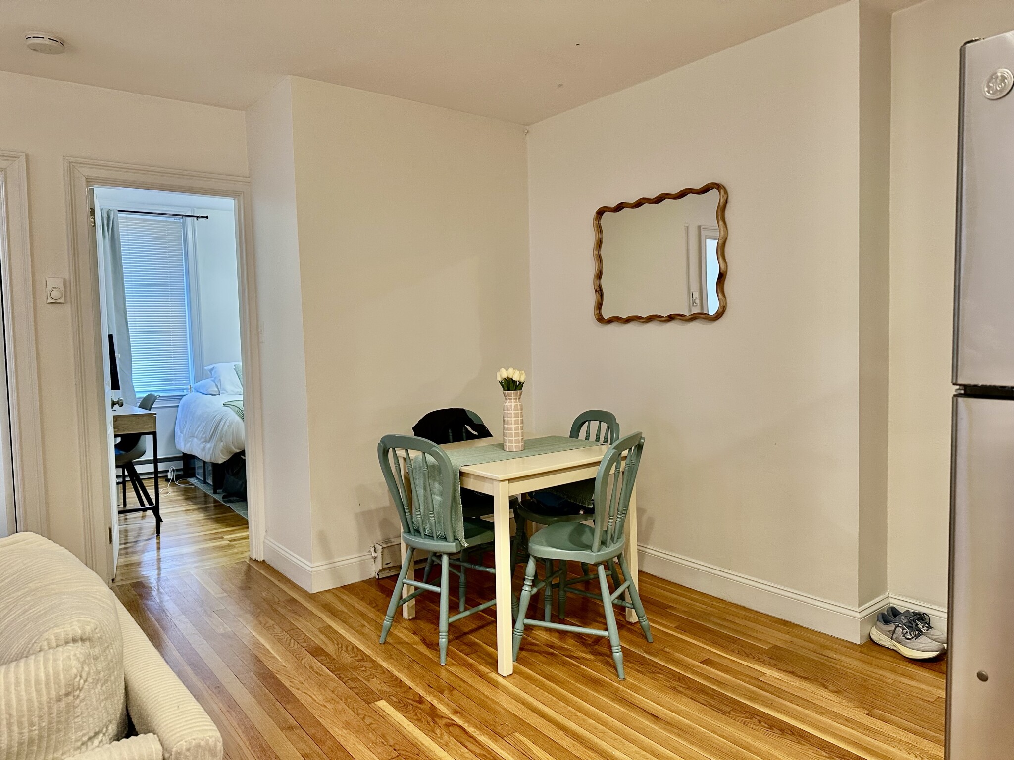 92 W Cedar, Beacon Hill