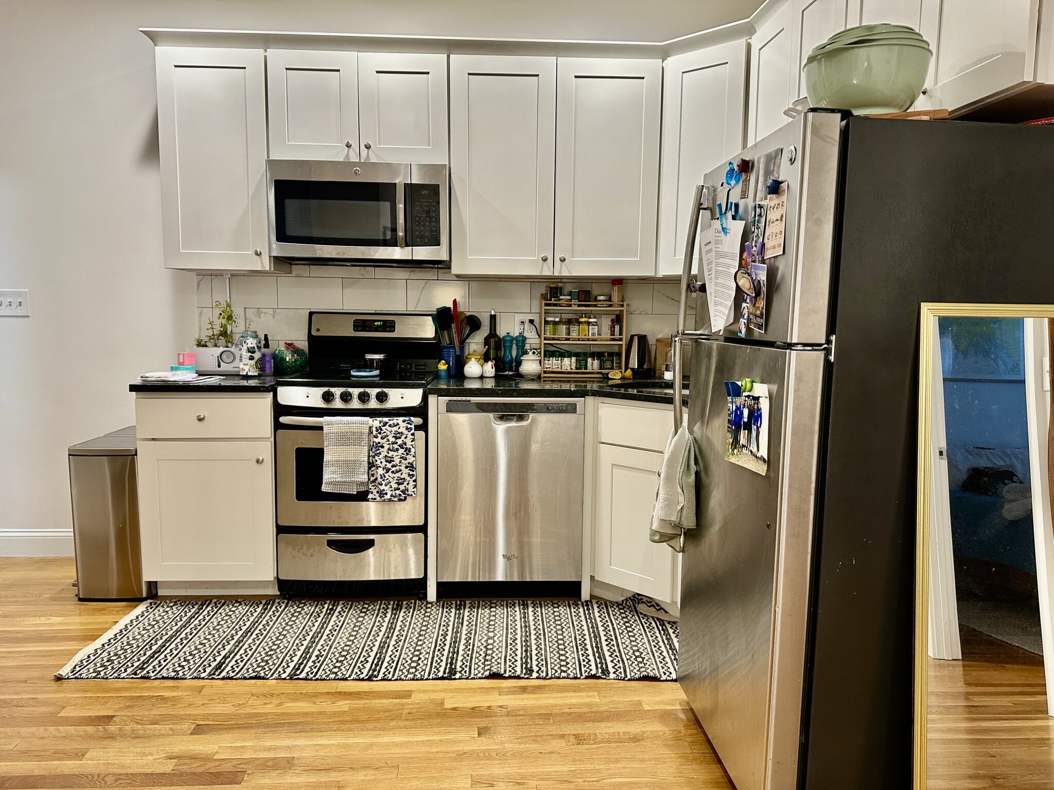 90 W Cedar, Beacon Hill