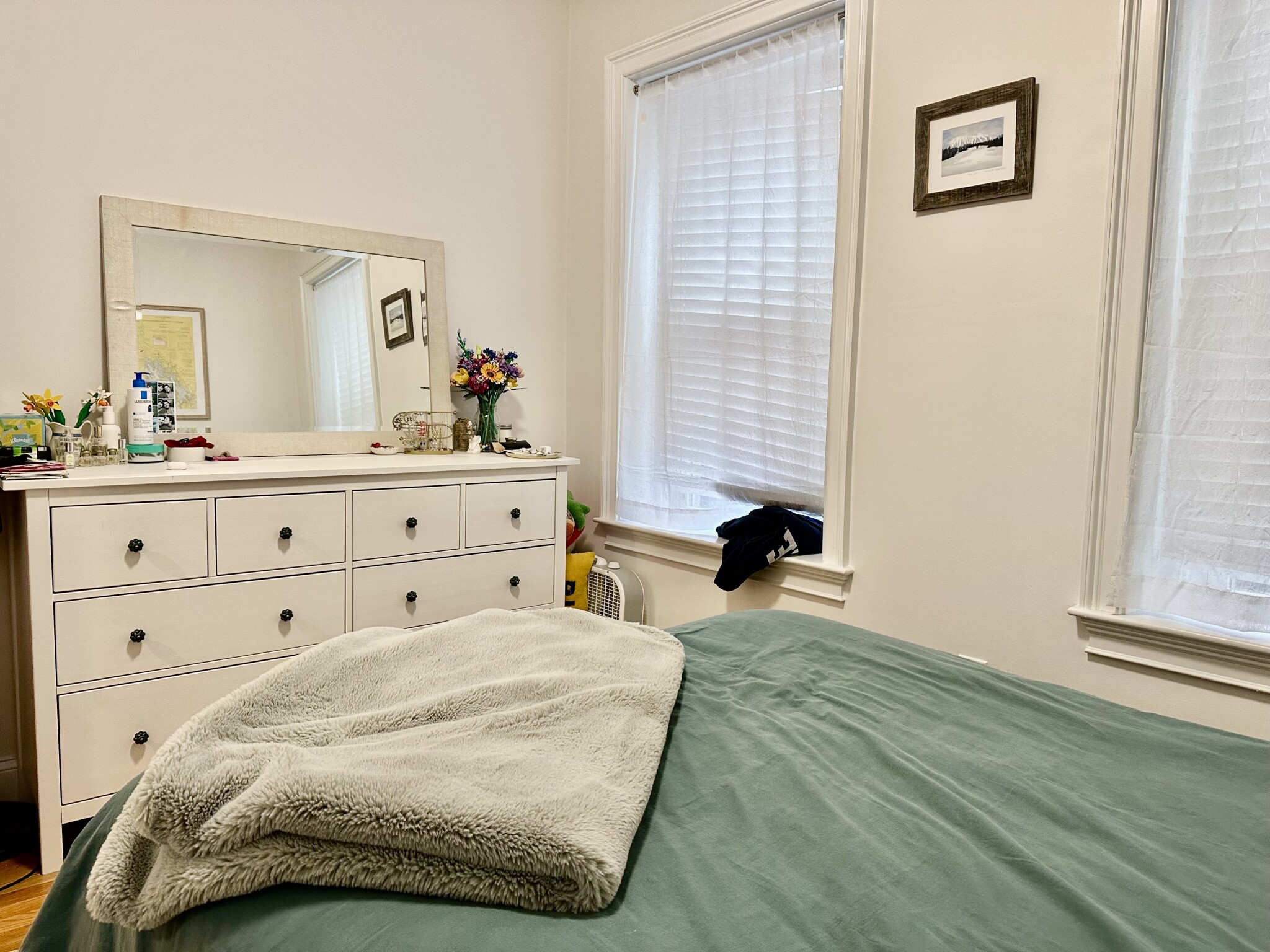 90 W Cedar, Beacon Hill