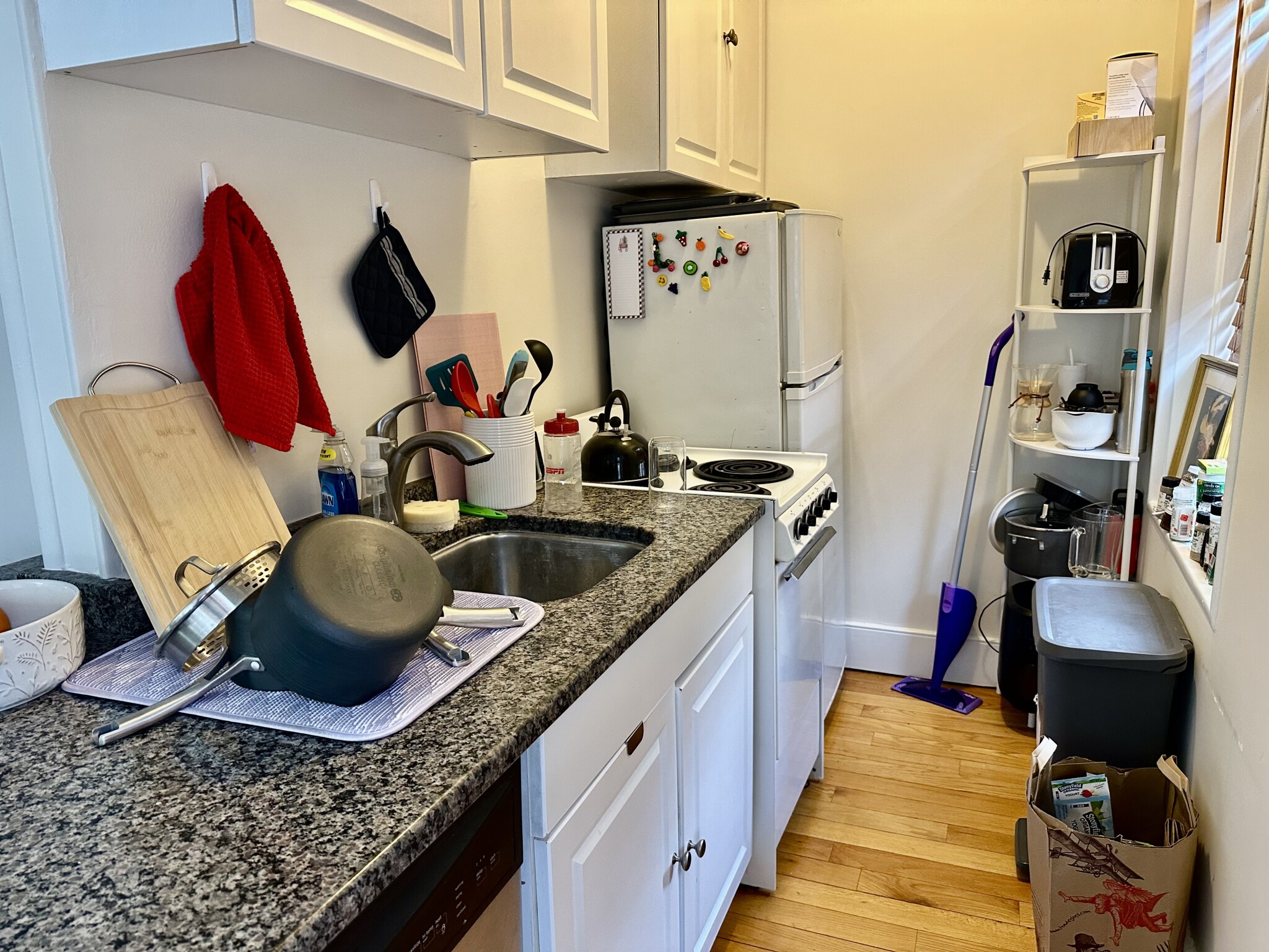 108 Myrtle, Beacon Hill