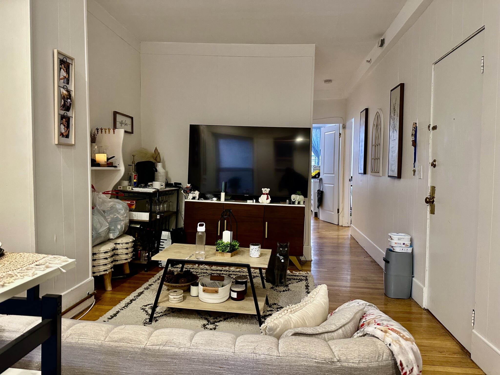 90 West Cedar, Beacon Hill