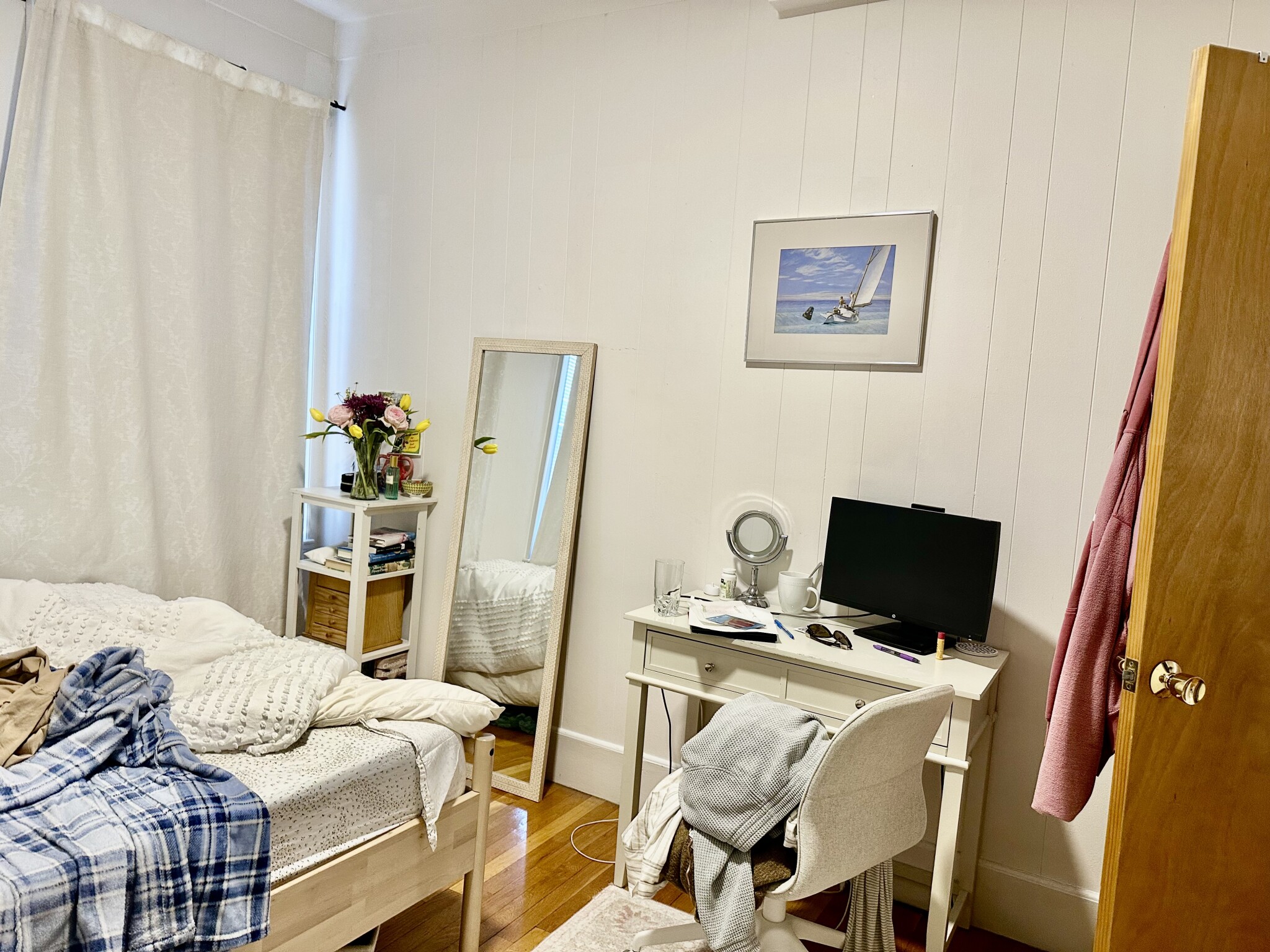 90 West Cedar, Beacon Hill