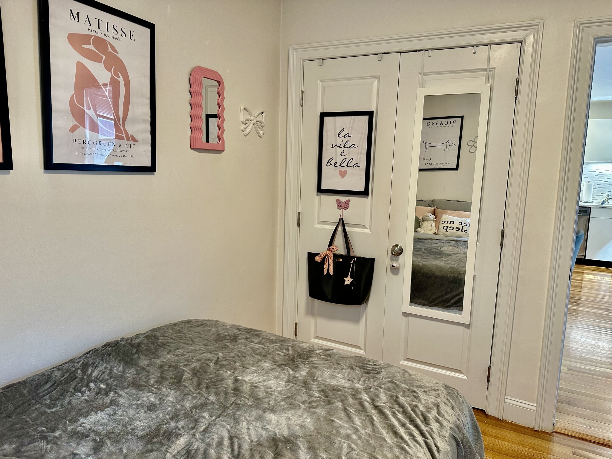 92 West Cedar St, Beacon Hill