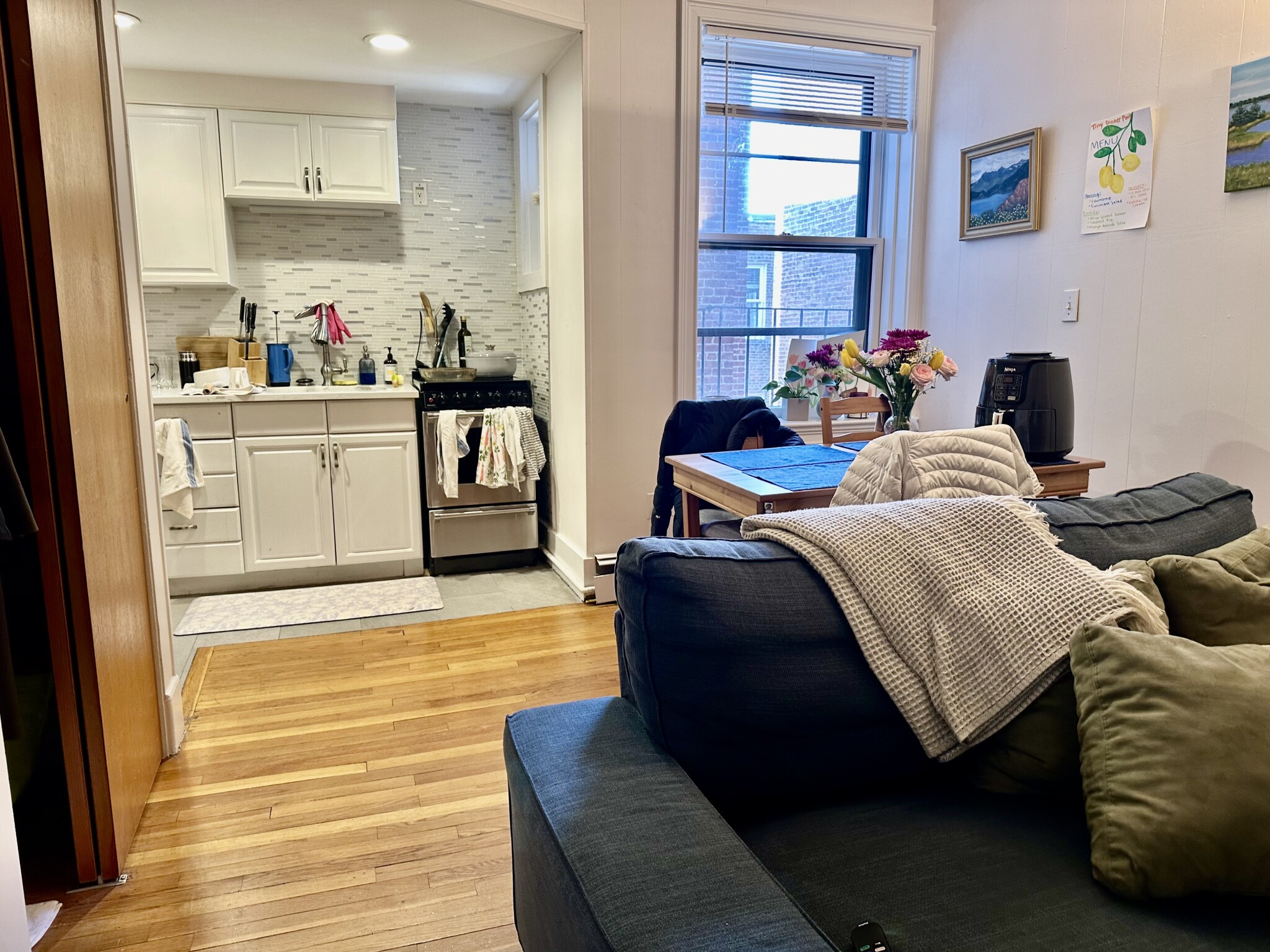 90 West Cedar, Beacon Hill