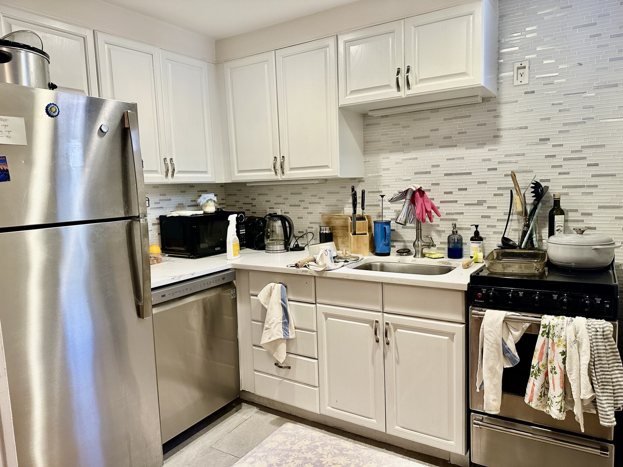 90 West Cedar, Beacon Hill