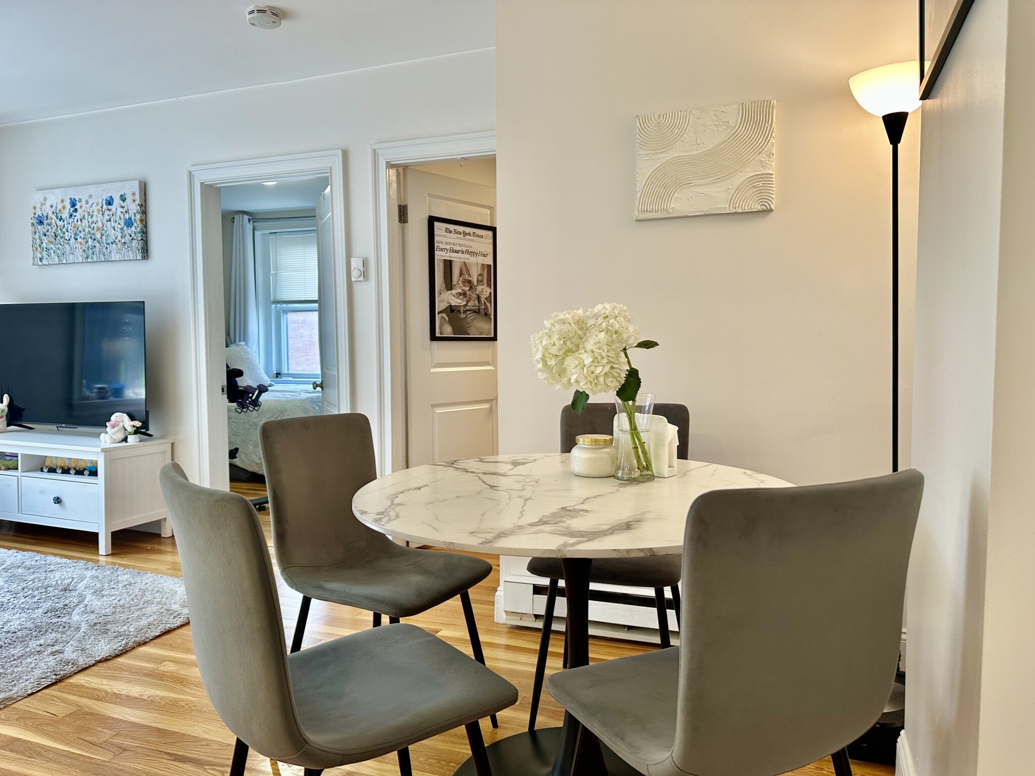 92 W Cedar, Beacon Hill