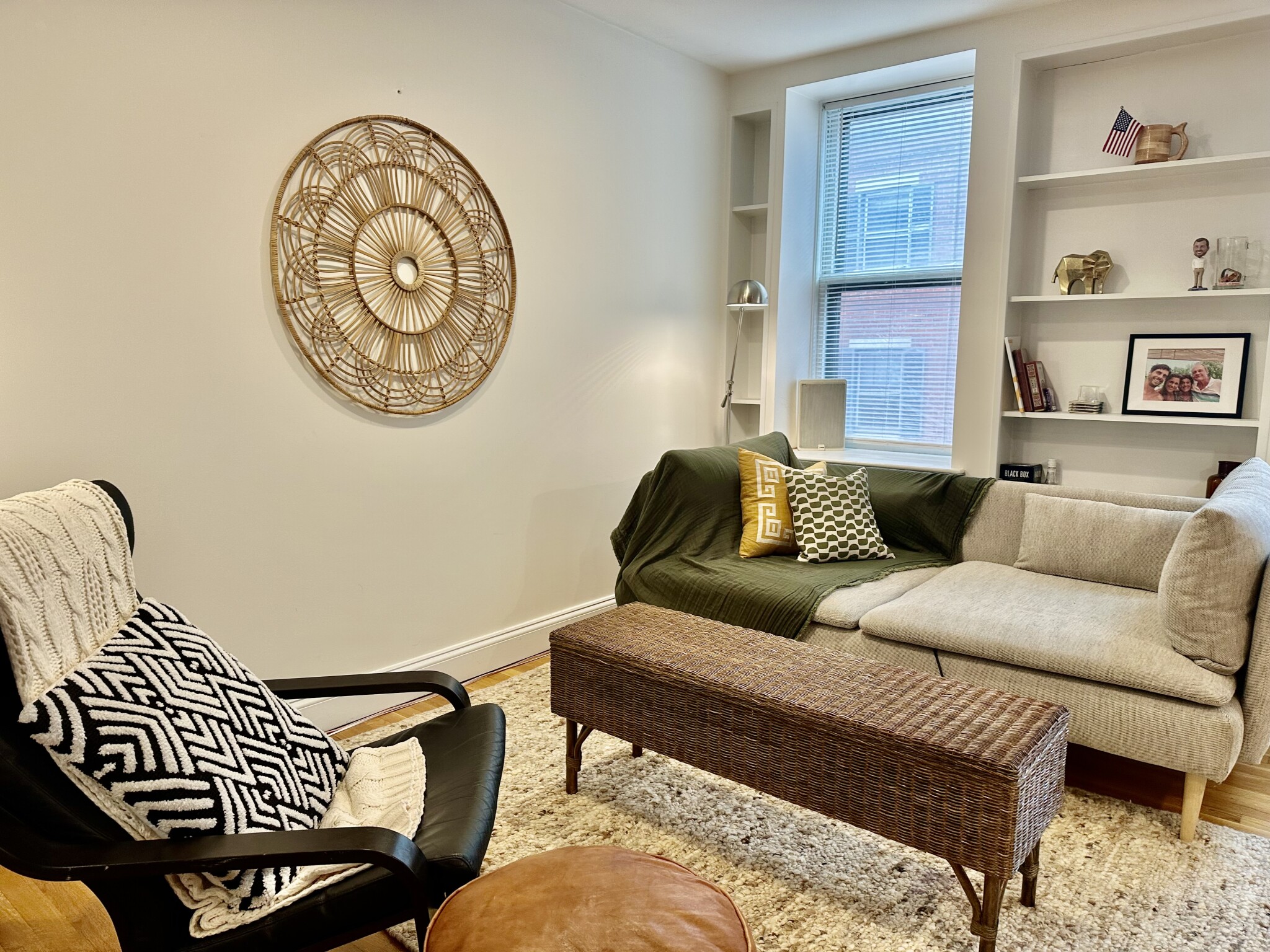 92 West Cedar, Beacon Hill