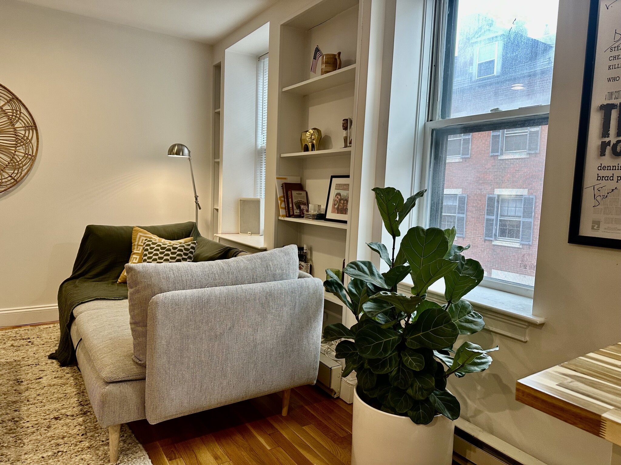 92 West Cedar, Beacon Hill