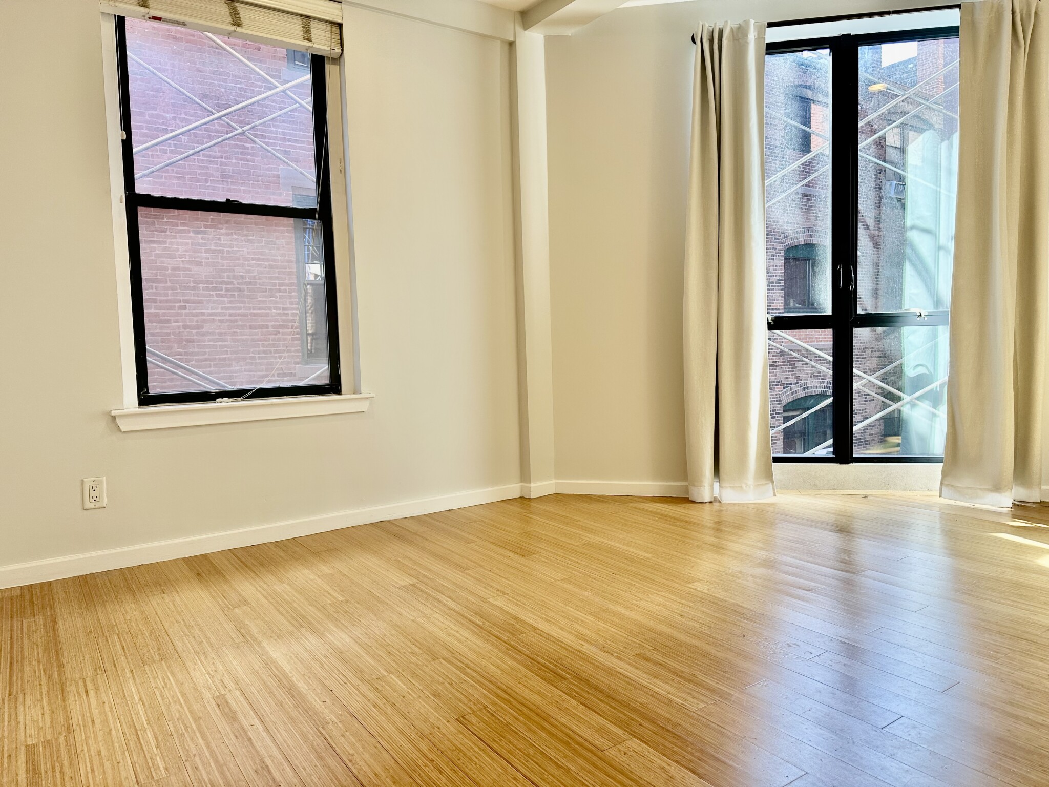 1661 Washington, South End