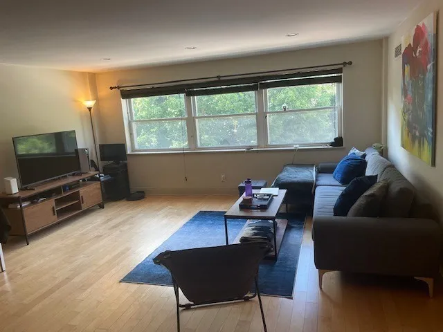 1600 Beacon St, Corey Hill