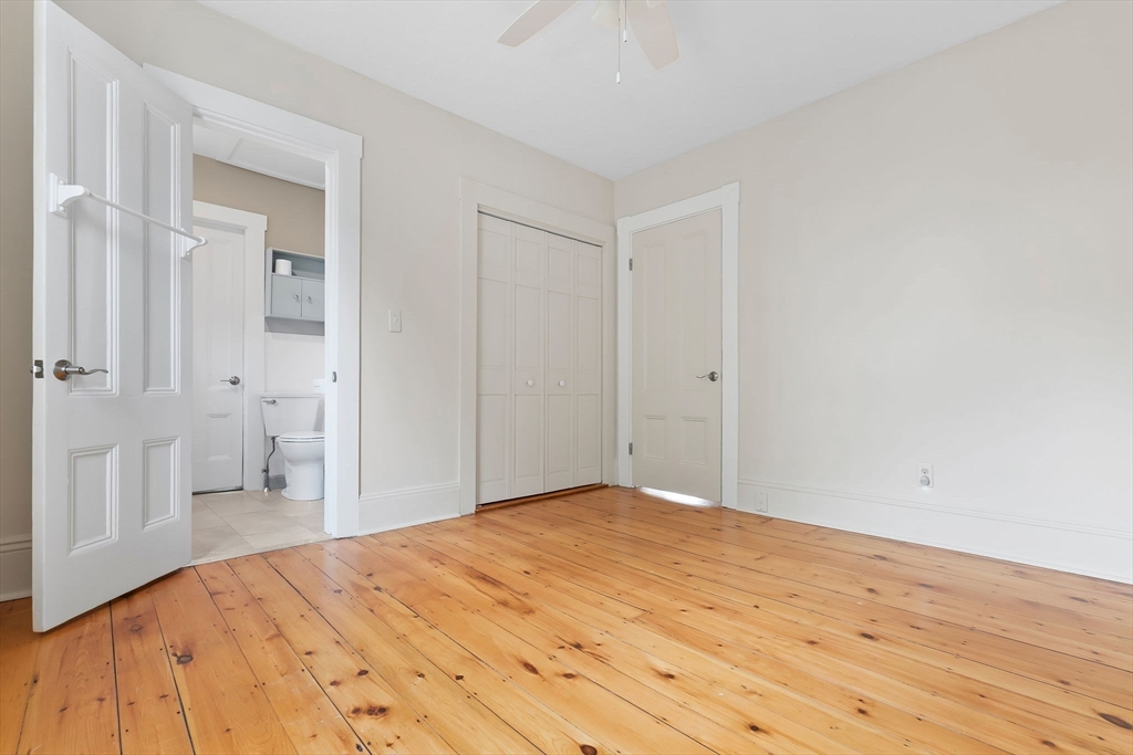 17 Lothrop St, Beverly Cove