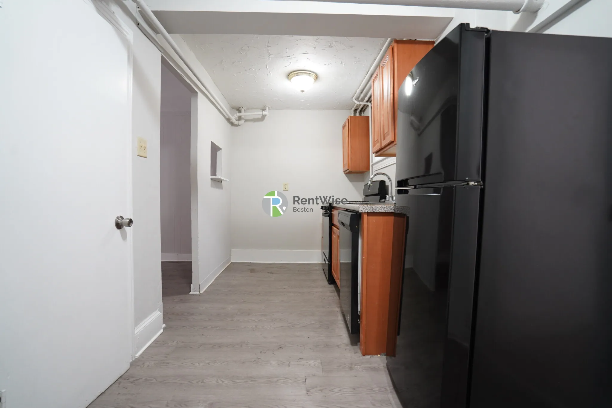 35 Gardner St, Allston