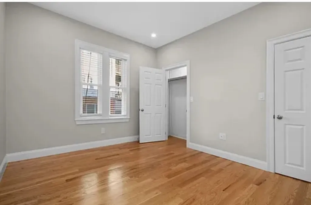 650 Dorchester Ave, South Boston