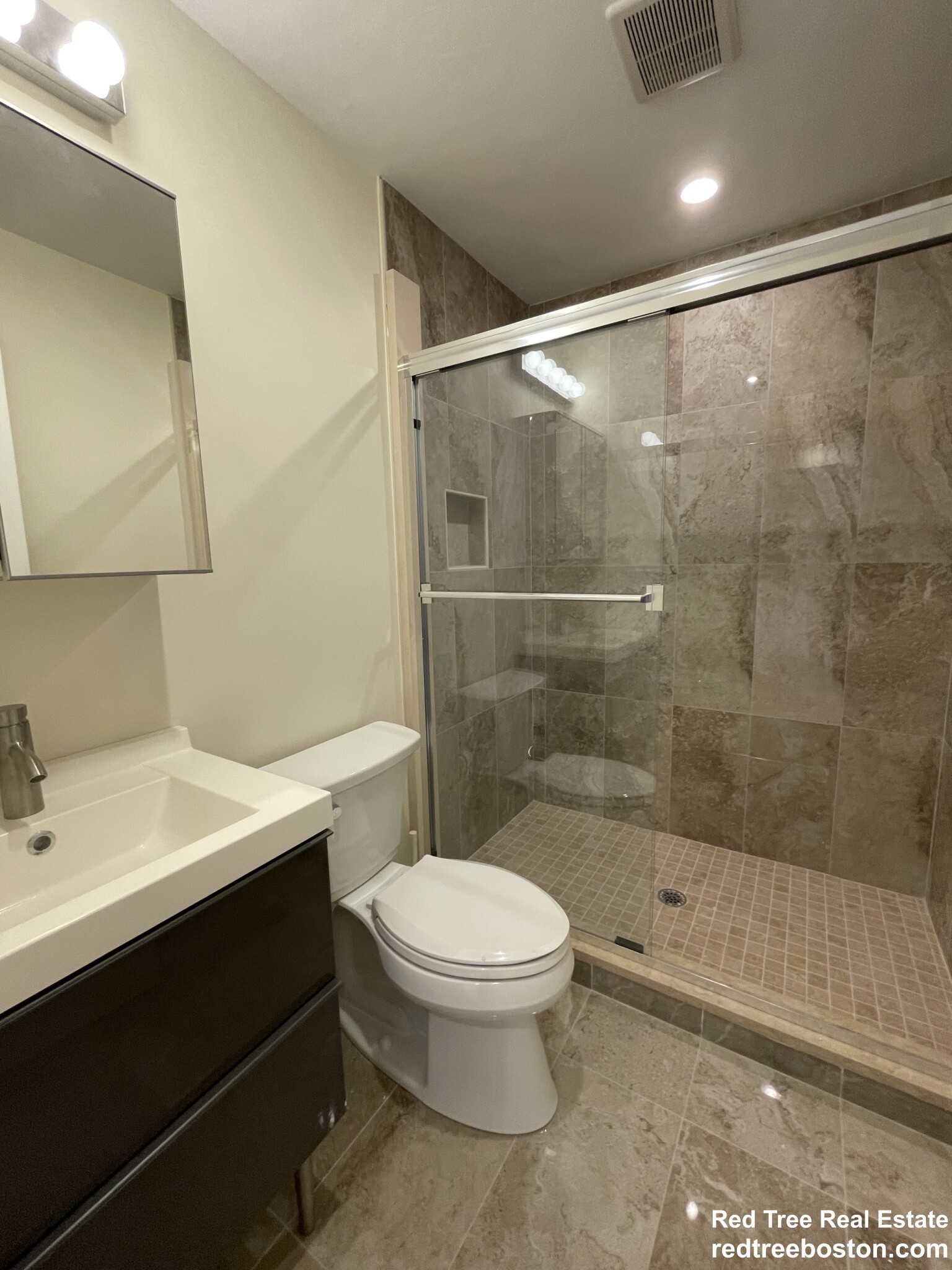 1028 Commonwealth Ave, Boston