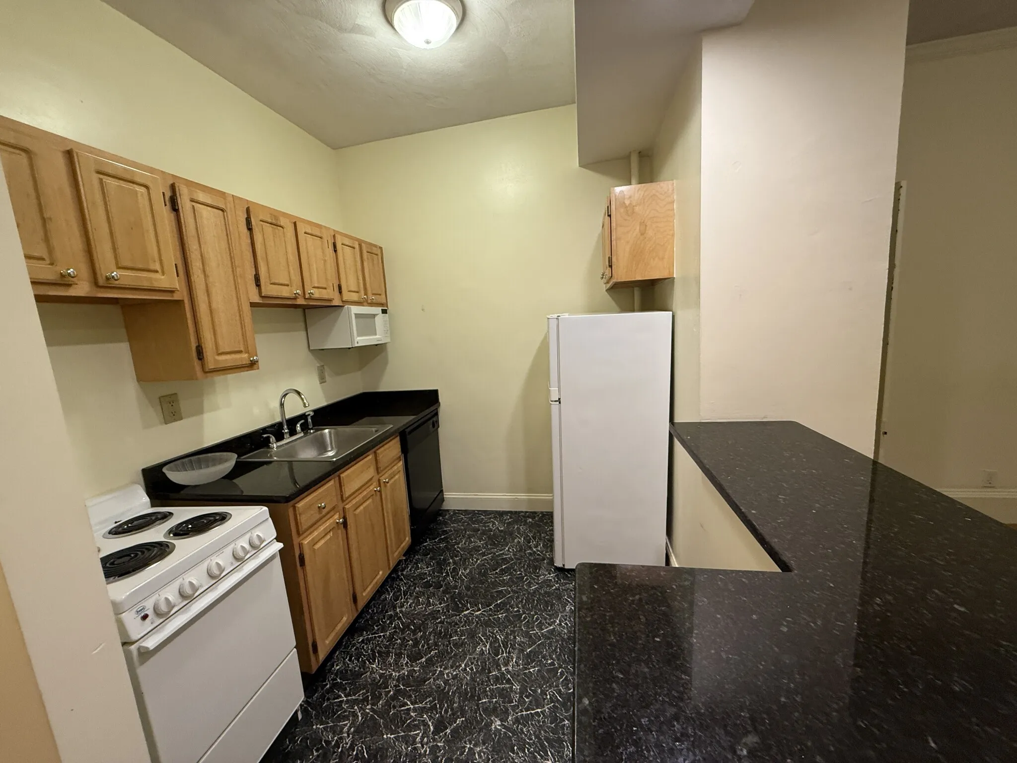 55 Queensberry St, Fenway