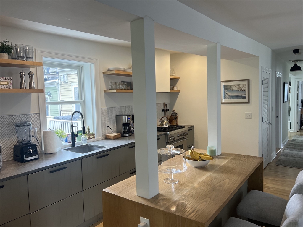 152 O St, South Boston