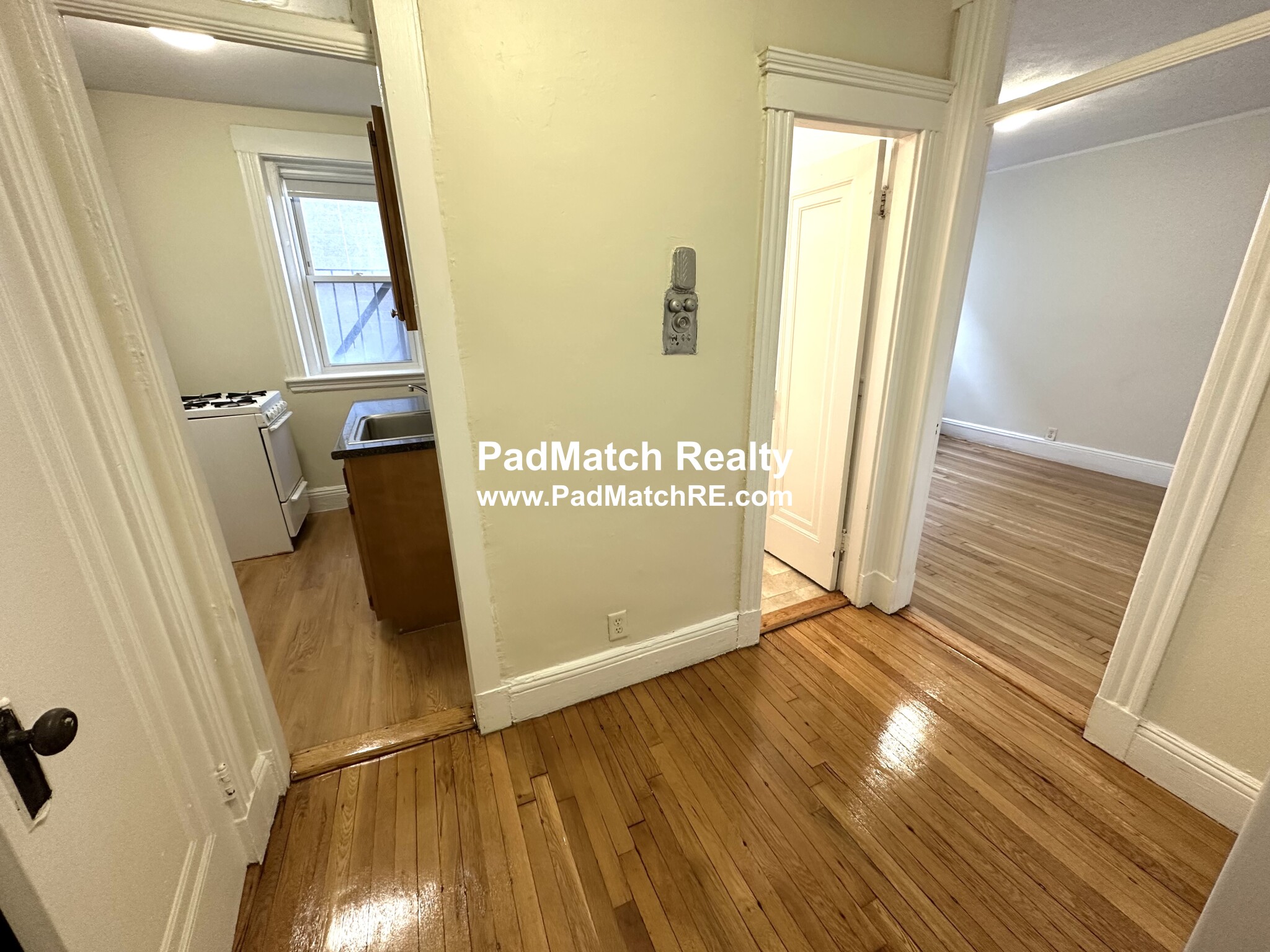 1191 Boylston St, Fenway