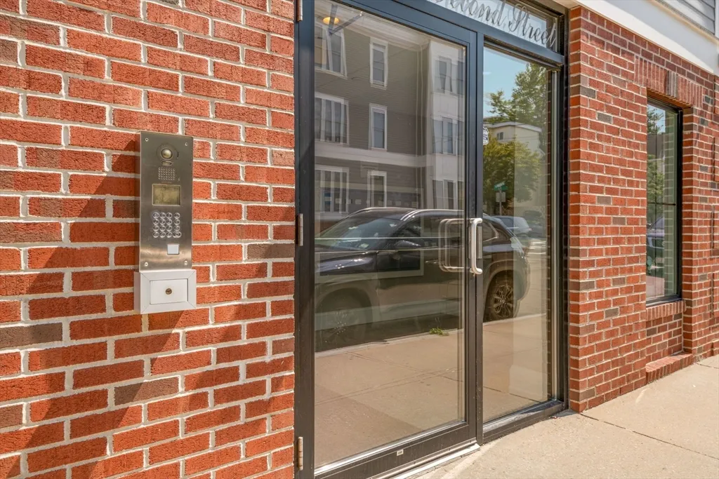 360 West 2nd St, South Boston