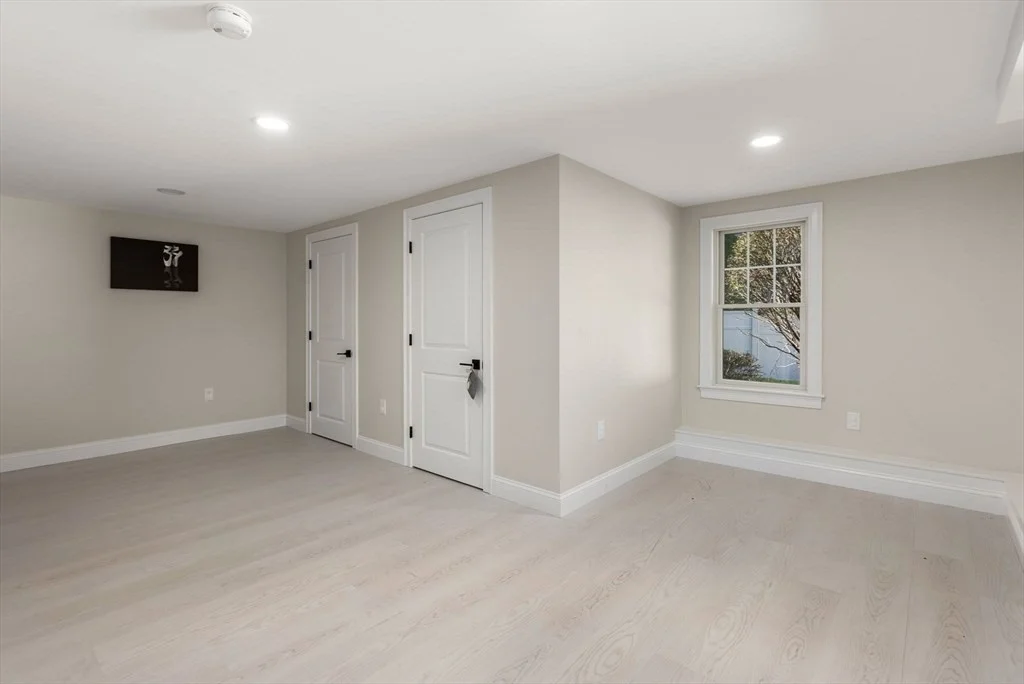 11 Bobolink Rd, Newton Lower Falls