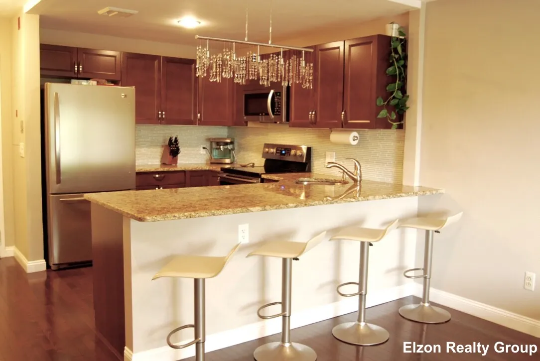 276 Chestnut Hill Ave, Brighton