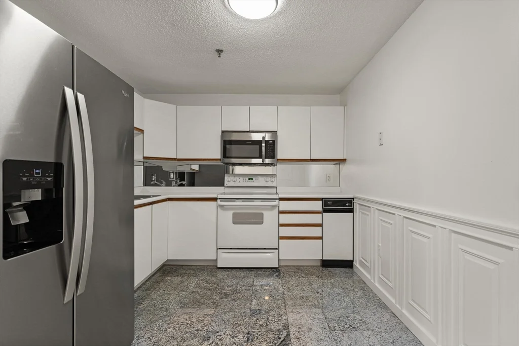 3920 Mystic Valley Pkwa, Medford