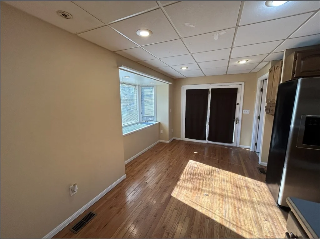 16 Whittier Rd, Natick