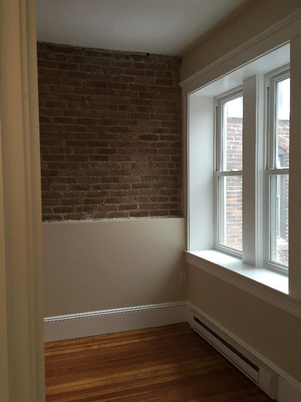 887 Huntington Ave, Mission Hill