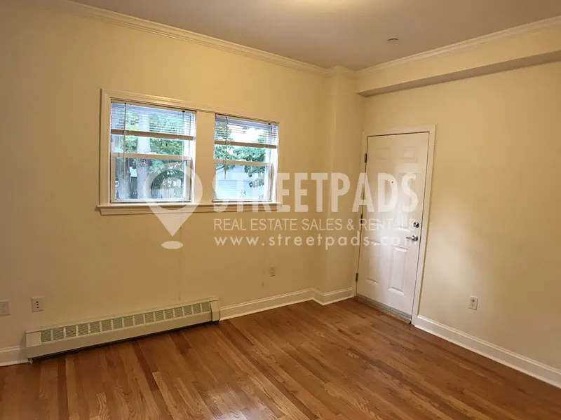 1 Langdon Sq, Neighborhood Nine