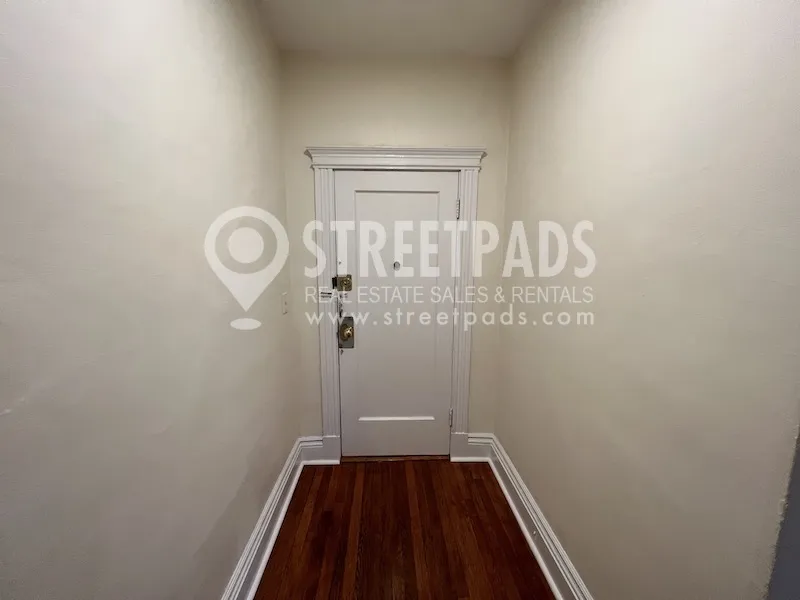 31 Park Dr, Fenway