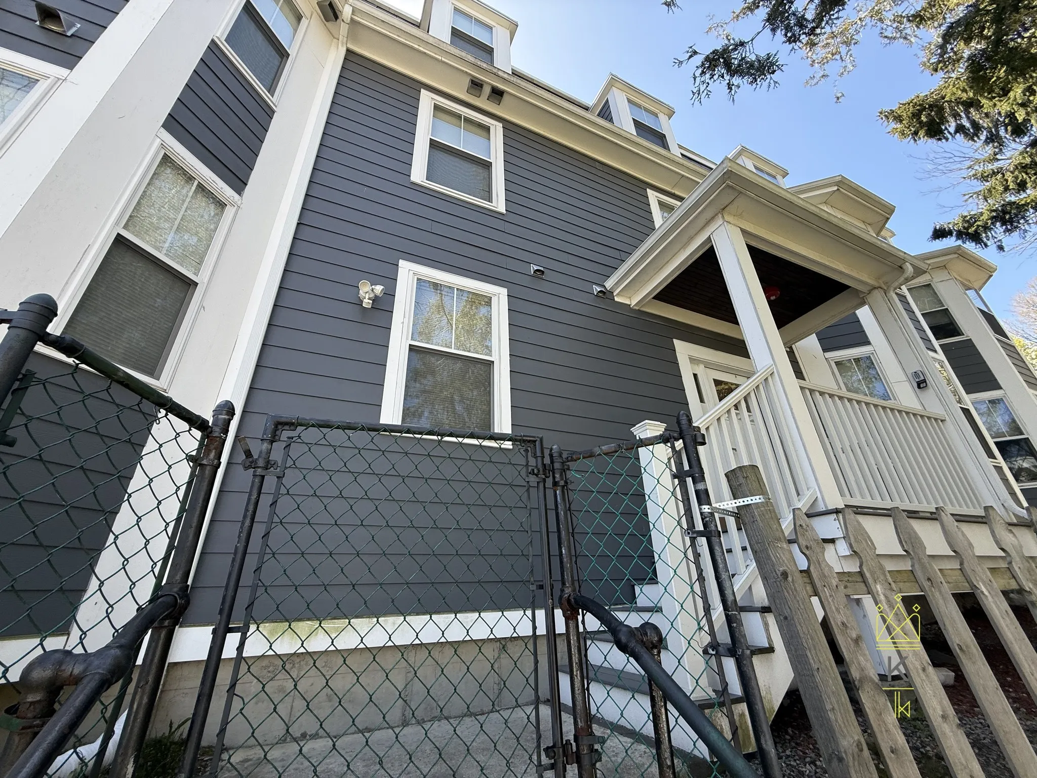 8 Nira Ave, Jamaica Plain