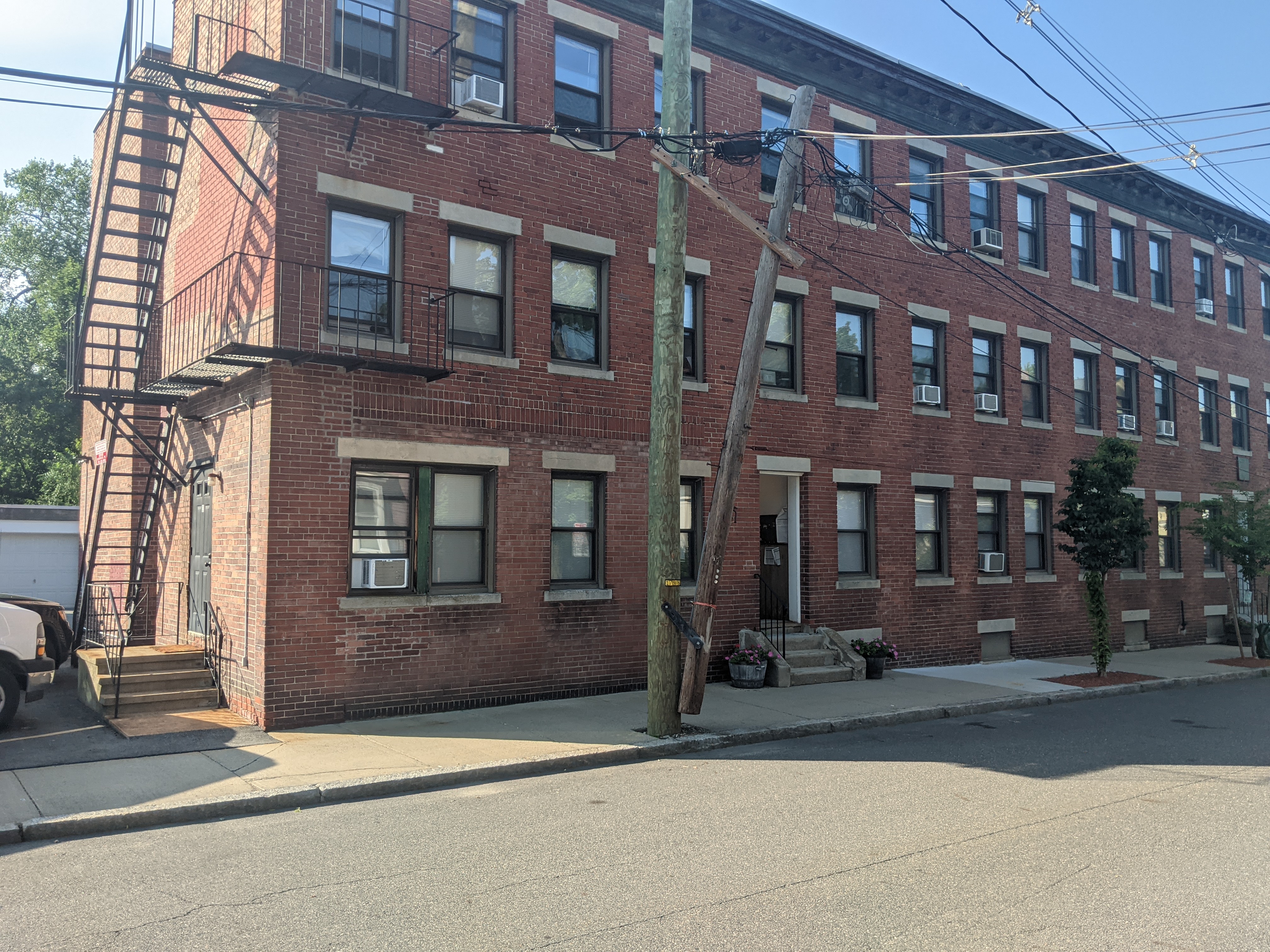 41 Ivaloo St, Ward Two