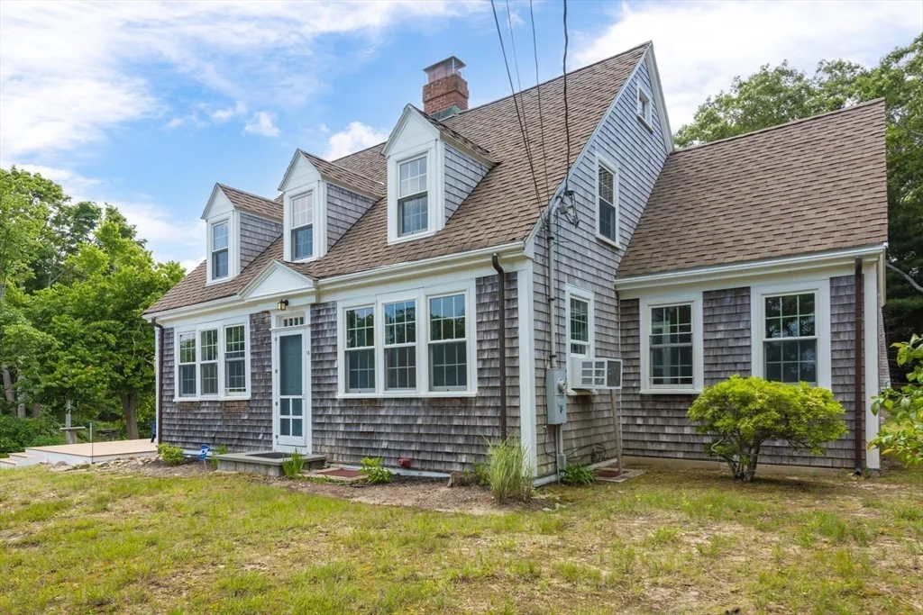 16 Jefferson Shores Rd, Cohasset Narrows