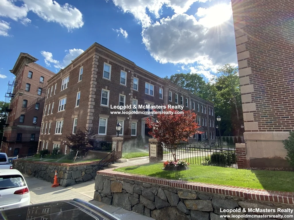 16 Short St, Corey Hill