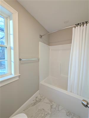 628 Trapelo Rd, Belmont