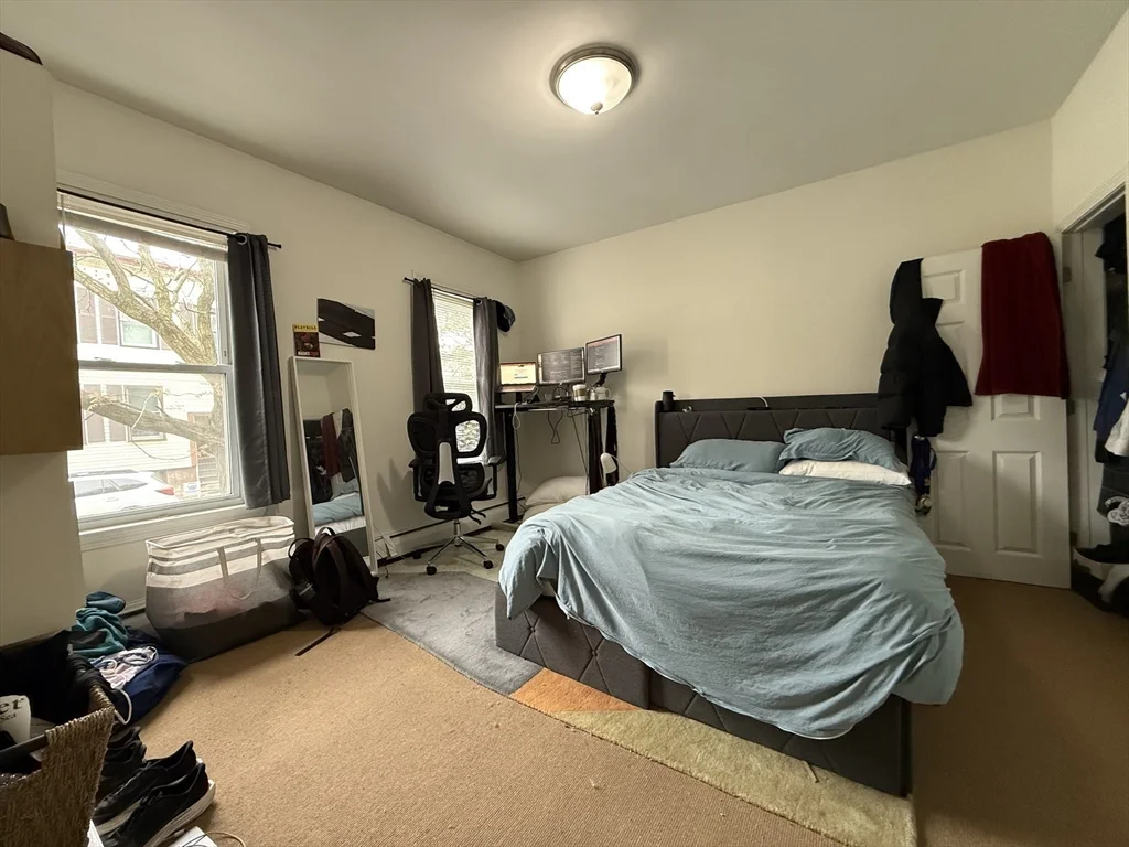 235 Charles St, East Cambridge