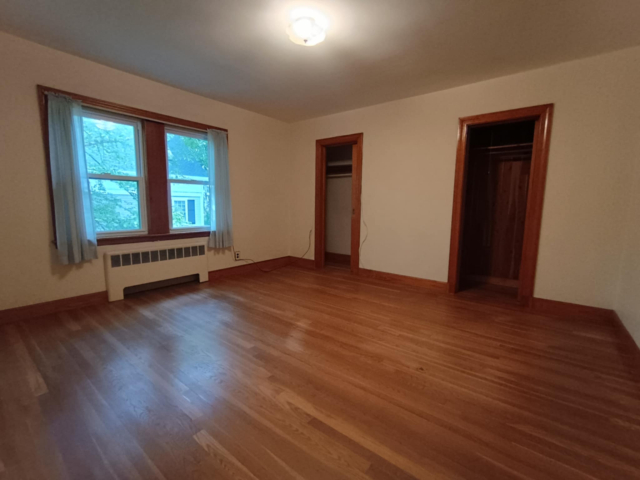 77 Forest St, Medford