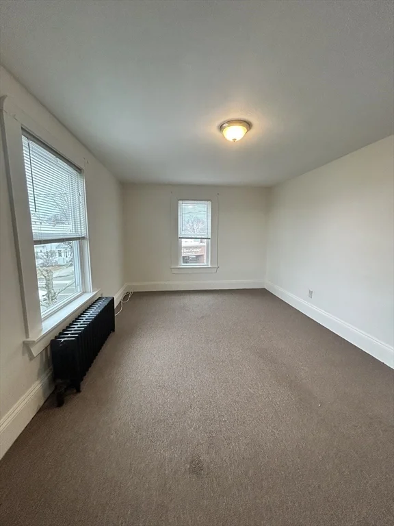 67 Pleasant St, Columbian Square