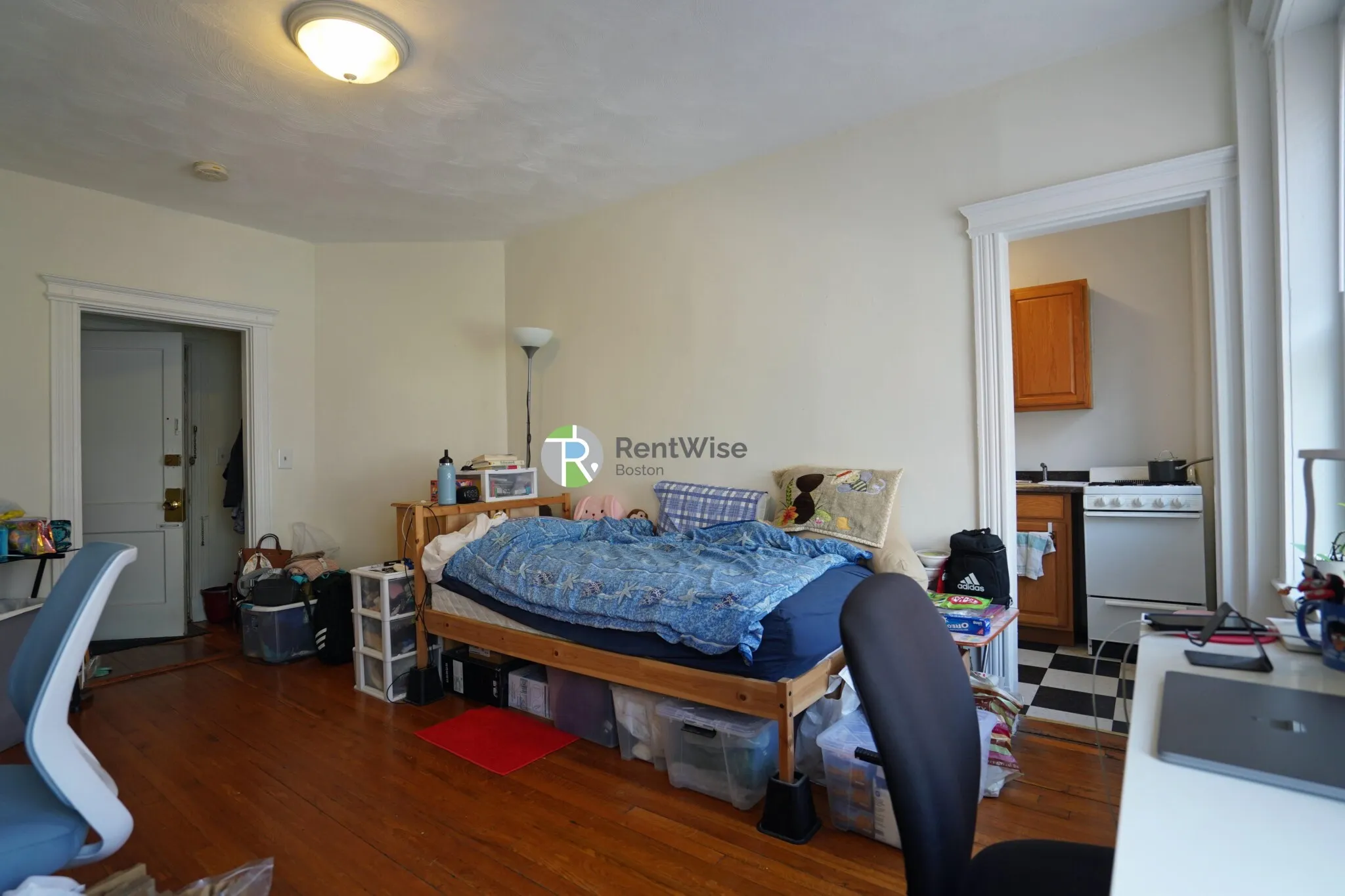 74 Brainerd Rd, Allston